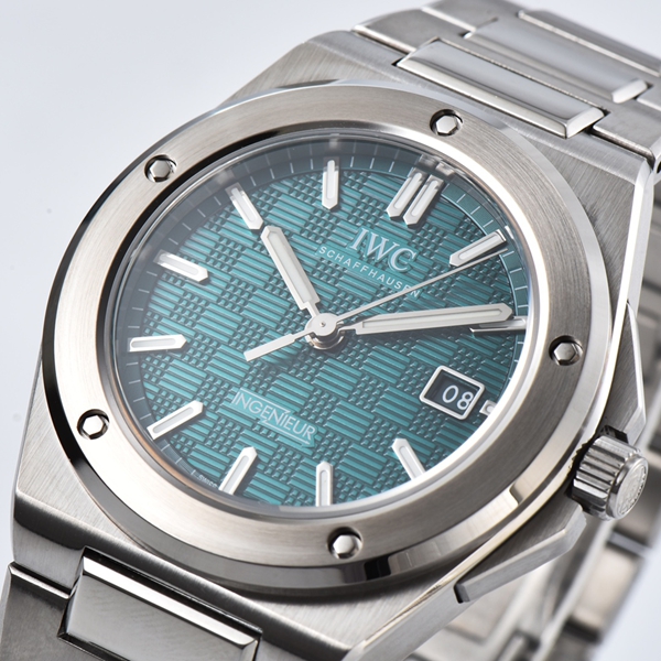 アイ・ダブリュー・シー素材ディテール